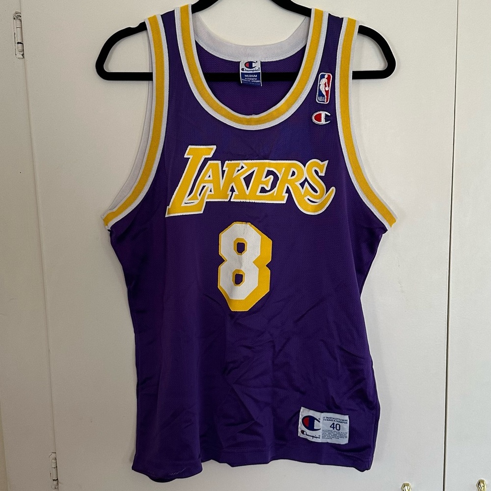 Authentic vintage Champion Kobe Bryant Lakers Jersey size 40 medium large